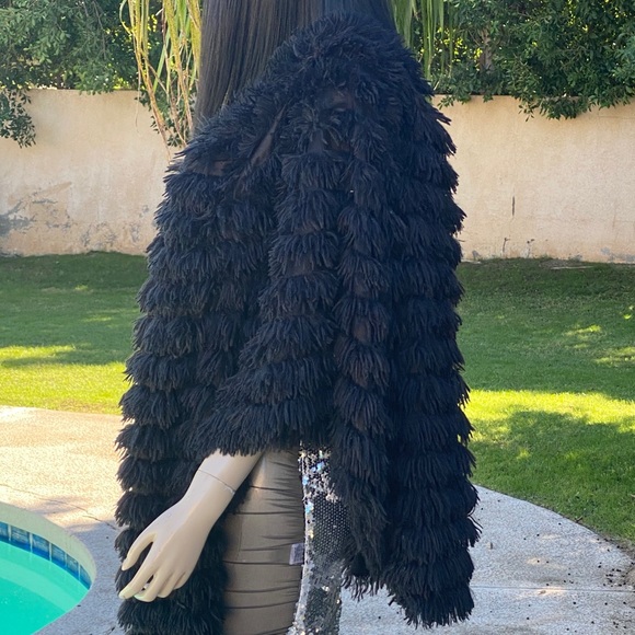 Stand by myself evening attire - Picture 4 of 5